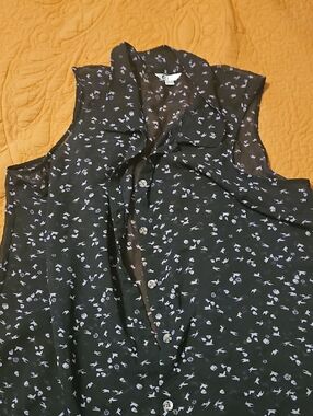 Volcom Black Button-Down Shirt with Lilac Floral Print